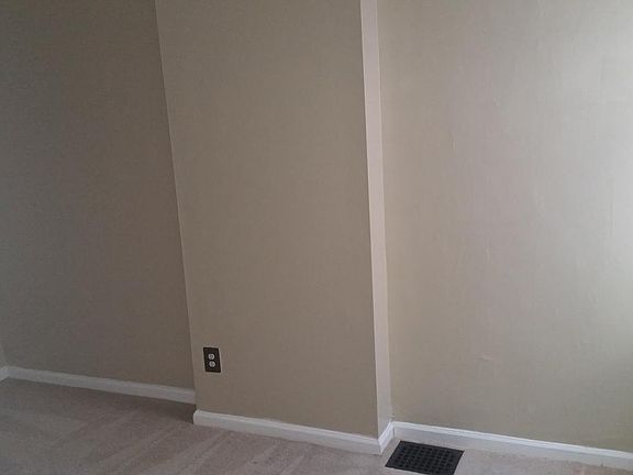 2nd image of 709 E 10th St