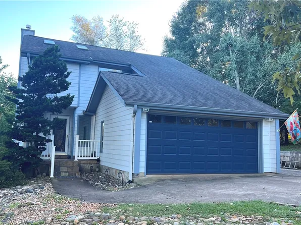 109 Lake Ridge Cir, Walhalla, SC 29691