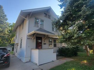 2312 Knapp St, Ames, IA 50014