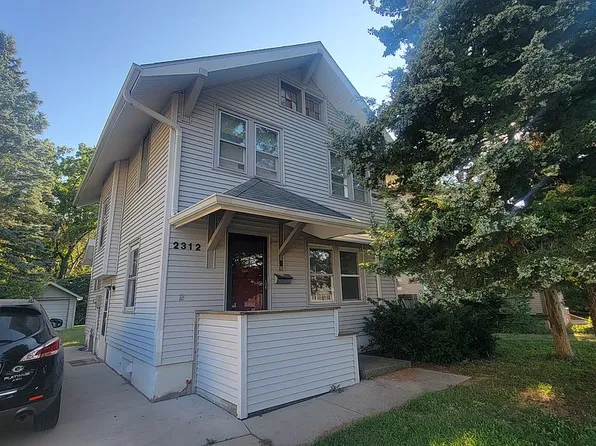 2312 Knapp St, Ames, IA 50014