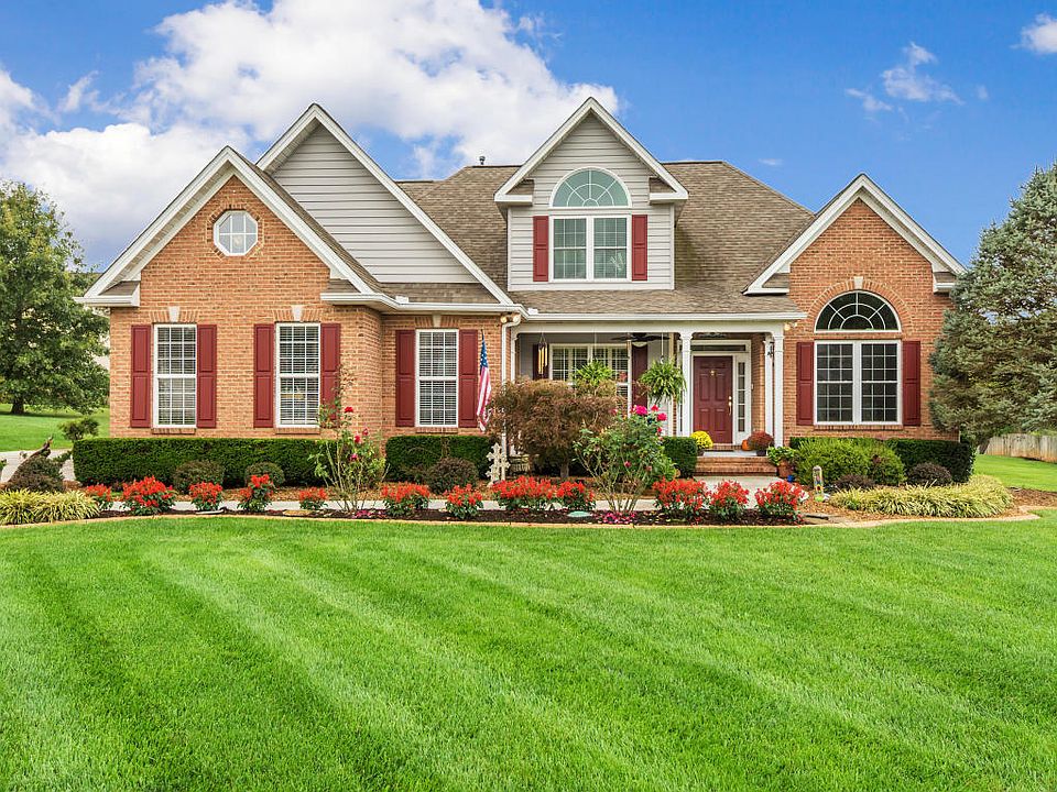 1st image of 2545 Silverstone Ln