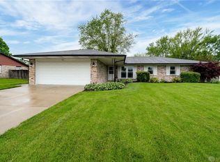 211 Wistowa Trl, Dayton, OH 45430