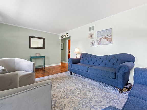 4th image of 23610 N Overhill Dr