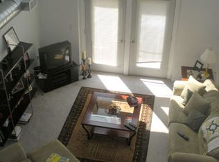 1827 N Dr Martin Luther King Dr APT 202, Milwaukee, WI 53212