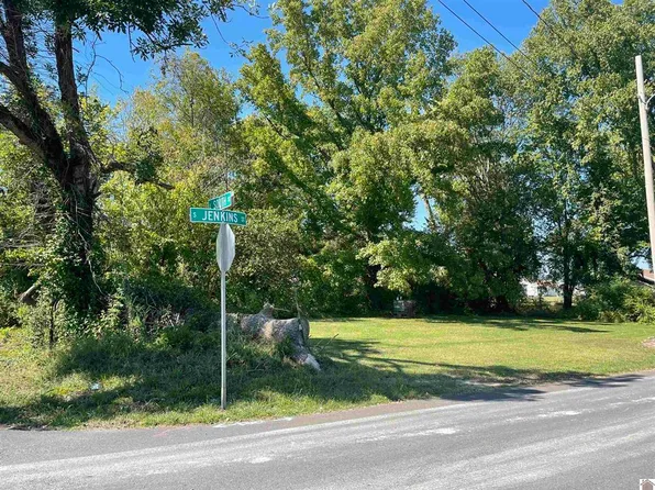 306 S Jenkins St, Mayfield, KY 42066