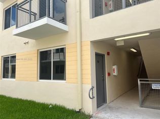 1010 SW 69th Ave #212, Miami, FL 33144