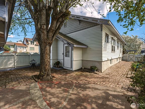 4th image of 123 NW 8th Street