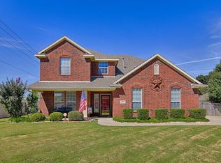 801 Royal Oak Ln, Burleson, TX 76028