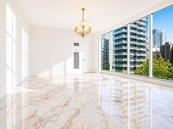 4th image of 845U Plaza Pl #6A