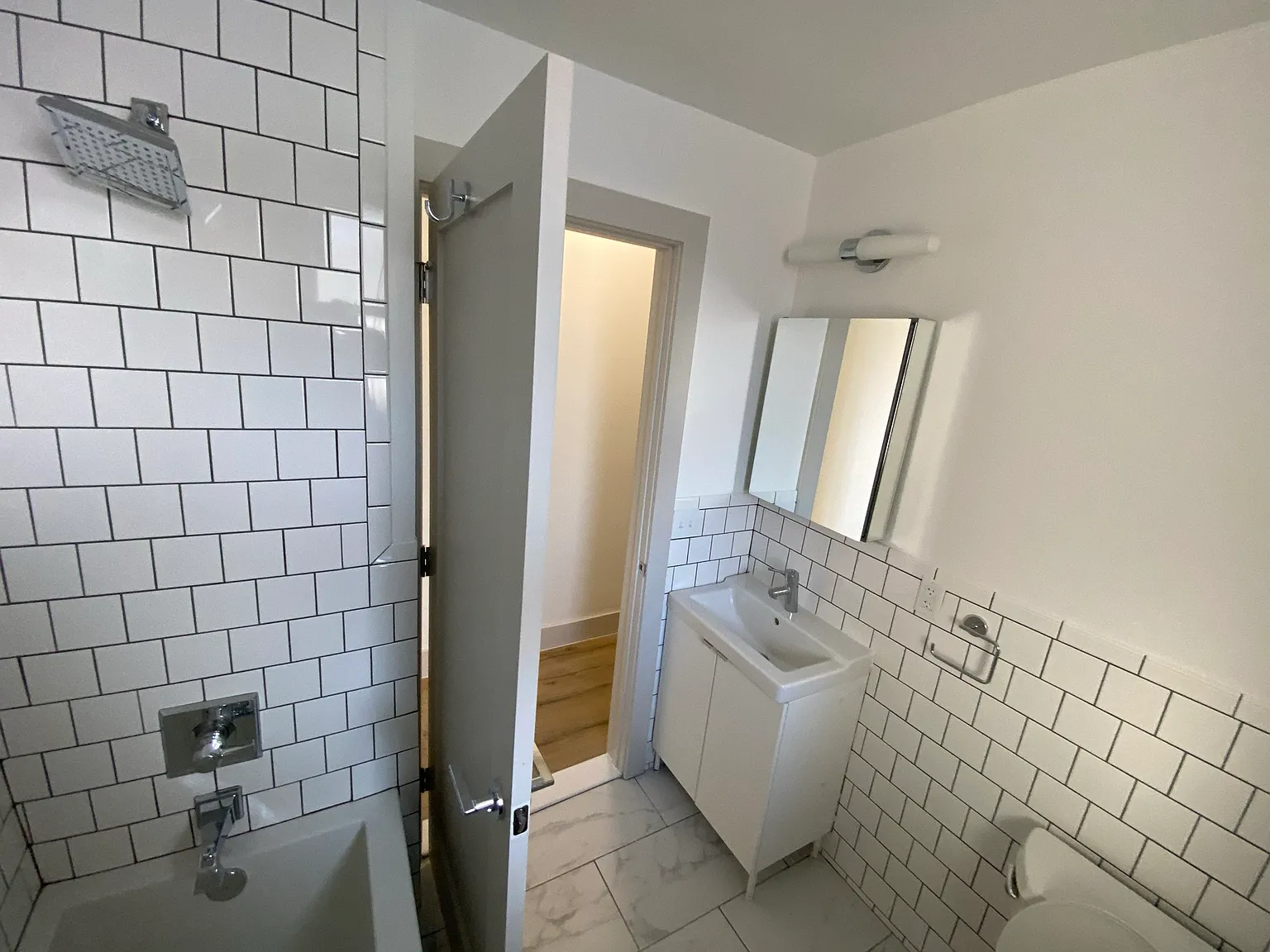 558 Main Street - 558#2A — Photo 2