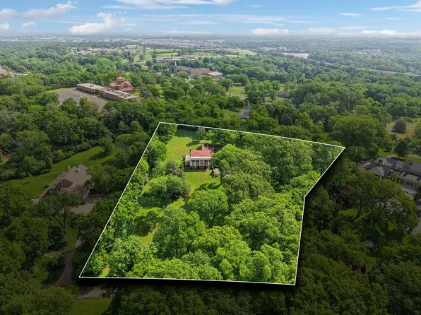 820 Overton Ln, Nashville, TN 37220