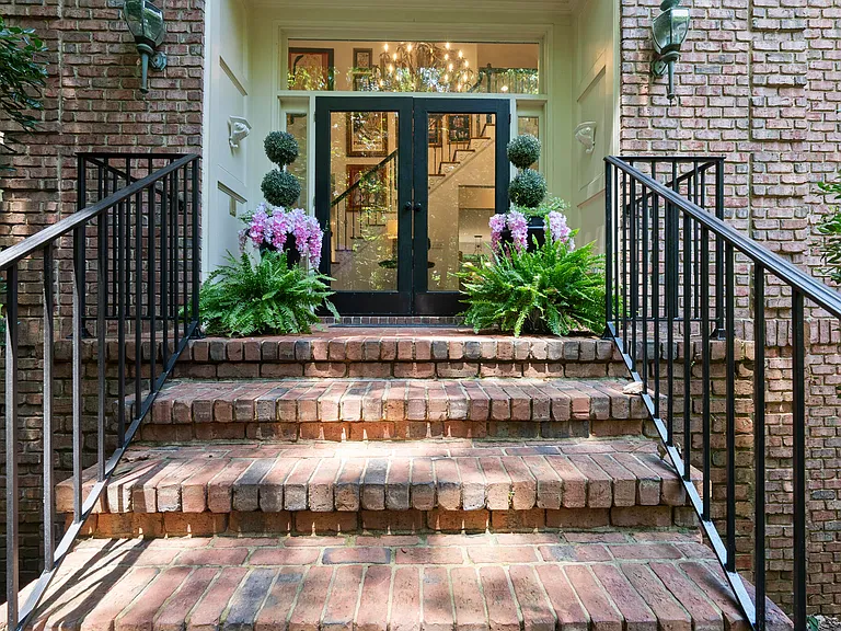 106 Birkhaven Dr — Photo 92