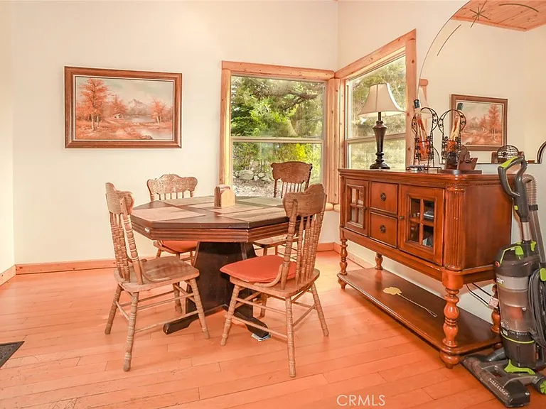 351 Glenwood Dr — Photo 37