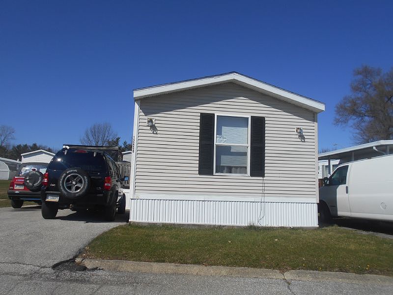 1st image of 12438 Daffodil Ct