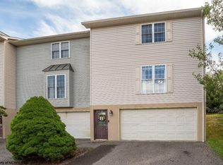 47 Clear Spring Dr, Morgantown, WV 26508