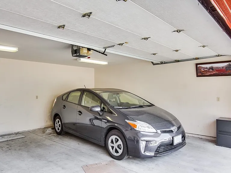 831 Allerton Ct — Photo 15
