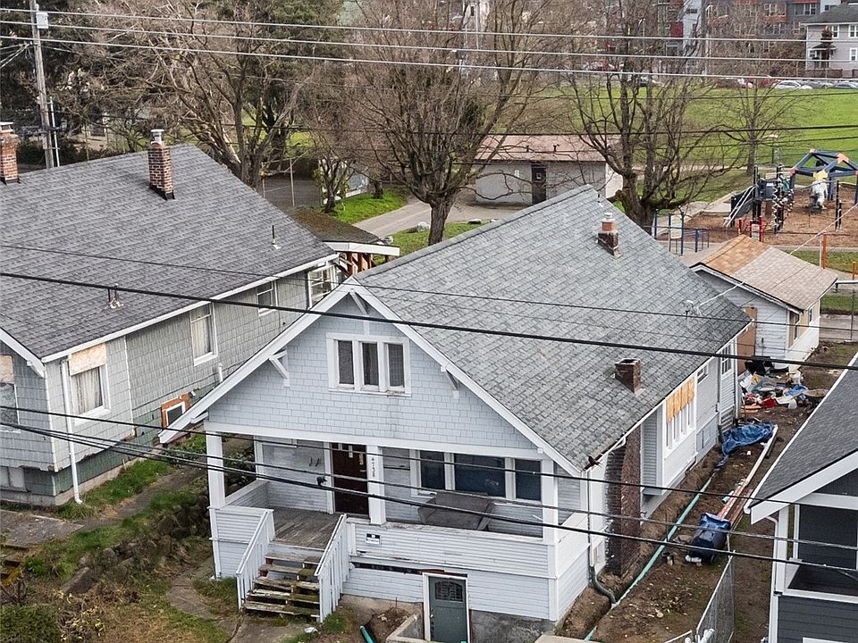 2nd image of 4738 7th Avenue NE