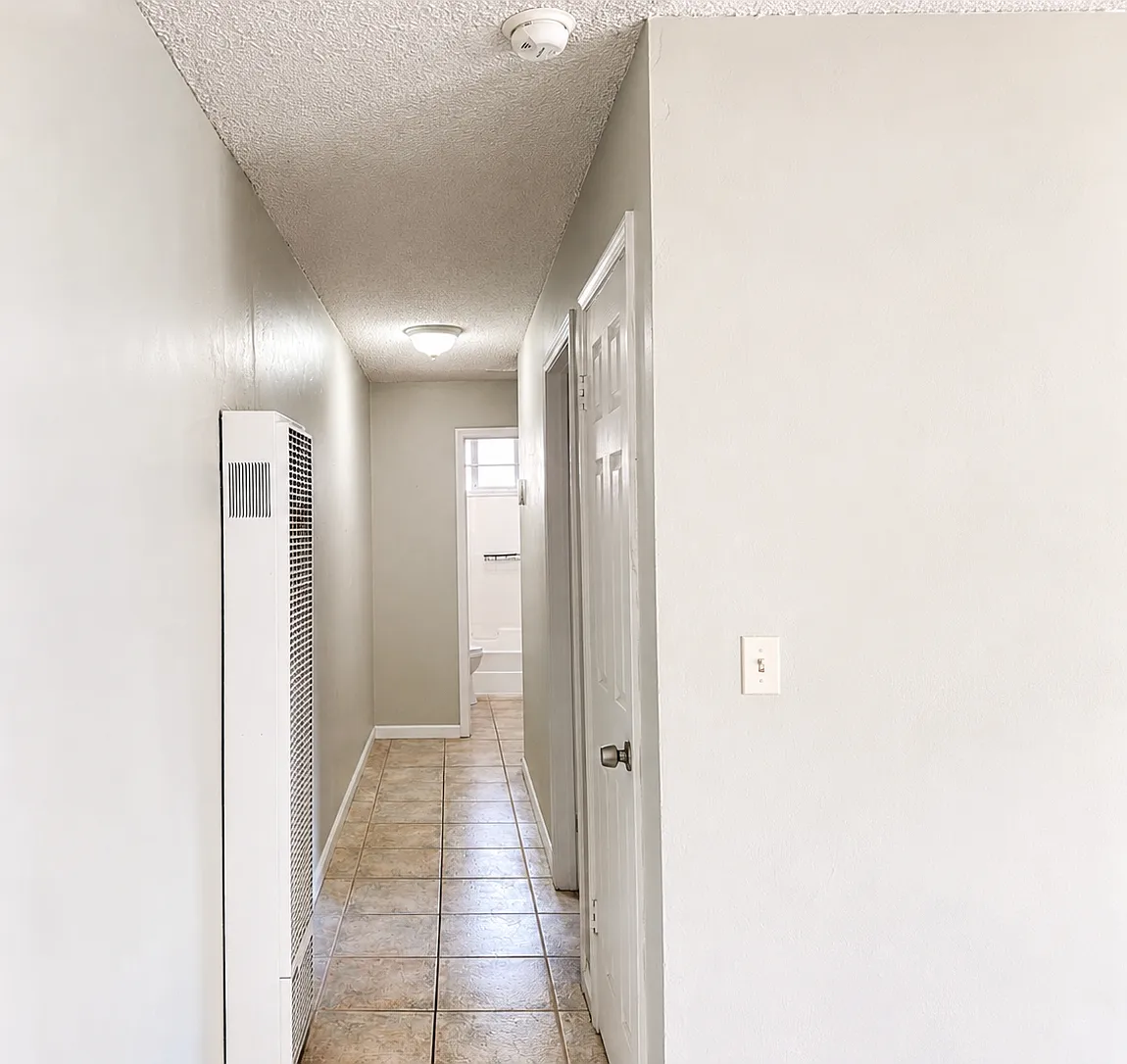 1818 Halterman Ave — Photo 3