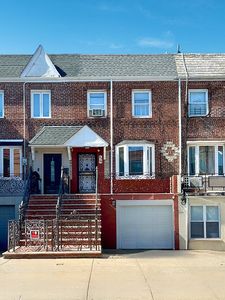 2514 43rd St, Astoria, NY, 11103
