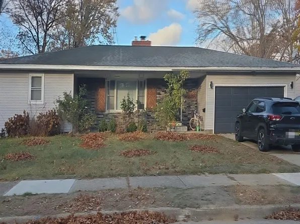 1401 Eastwood Dr, Muskegon, MI 49442