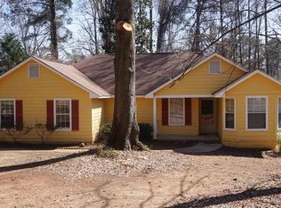 1098 Helmer Rd, Riverdale, GA 30296