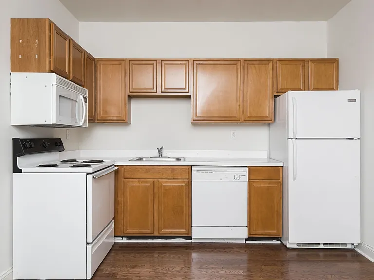 1411 Walnut Street — Photo 16