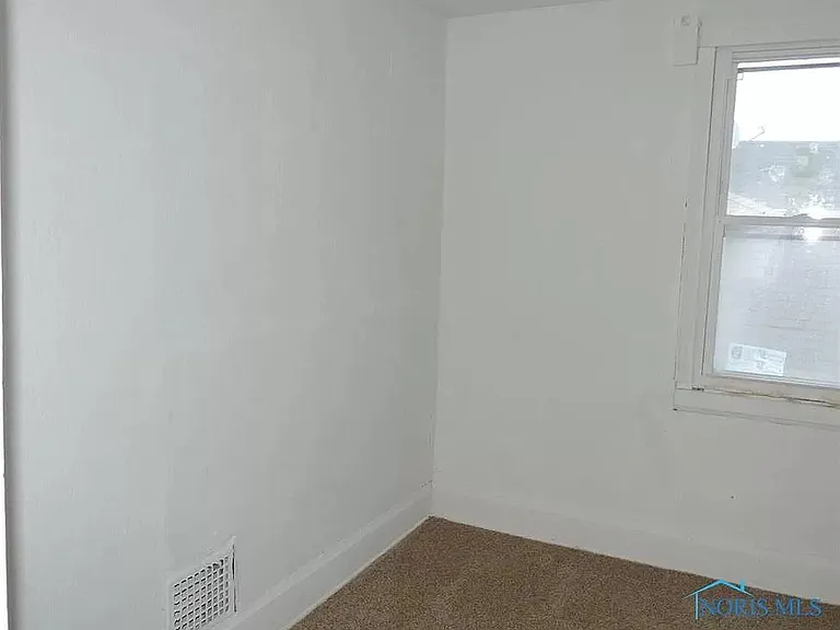 1440 Hamilton St — Photo 23