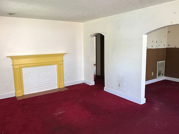 2nd image of 2633 Parkview Ave