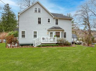 17 Glenside Pl, Chappaqua, NY 10514