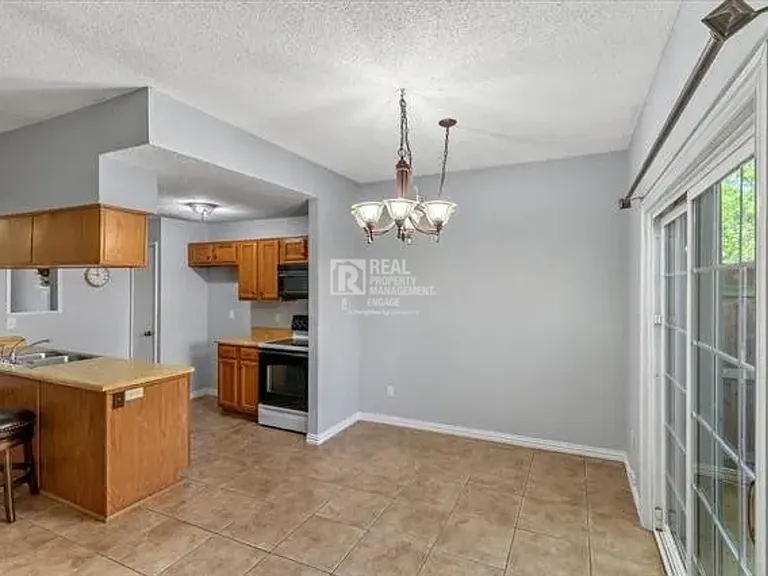 234 Samuel Blvd #P-1 — Photo 15