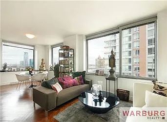 Rented by Warburg