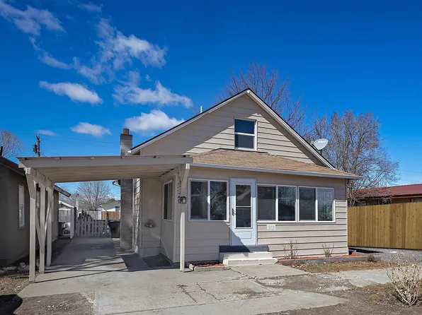 313 Michigan St, Gooding, ID 83330