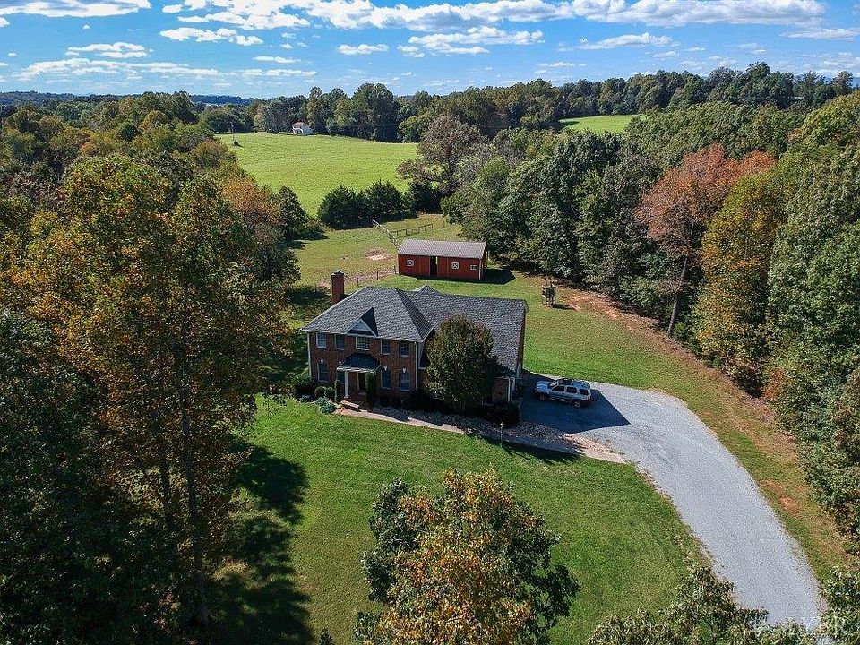 1041 Riley Run Forest VA Zillow