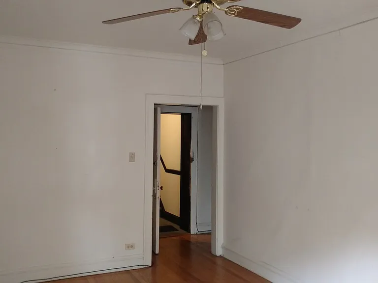 2631 W Ainslie St #1 — Photo 6