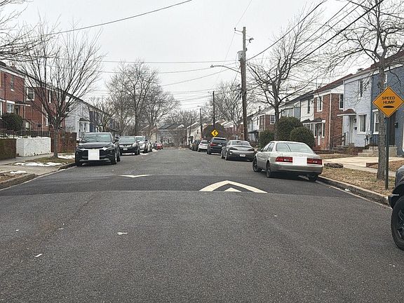 5th image of 5502 B St SE