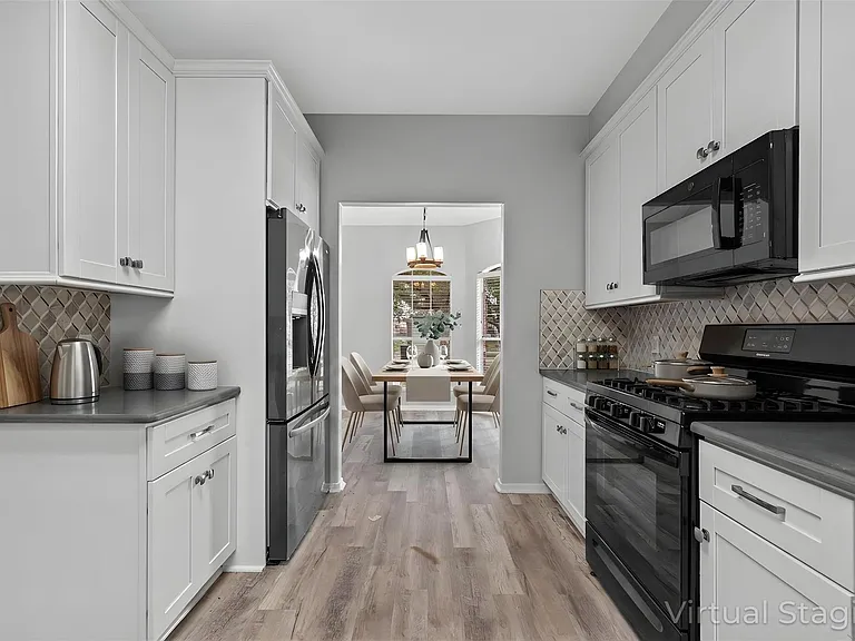 12311 Granite Woods Ct — Photo 4
