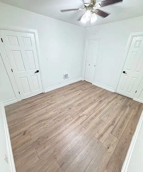2840 S Mansfield Ave — Photo 11