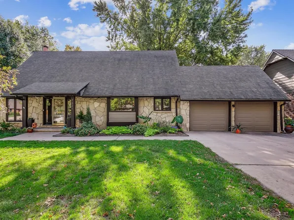 7521 E Norfolk Cir, Wichita, KS 67206