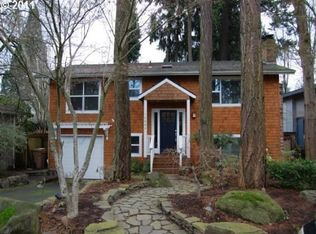 16880 Maple Cir, Lake Oswego, OR 97034