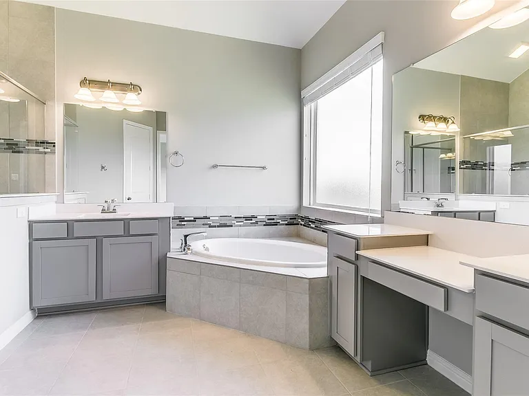 4227 Carol Ridge Dr — Photo 19