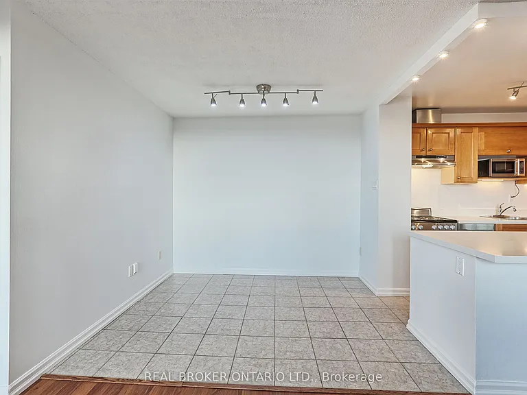 3065 Queen Frederica Dr #707 — Photo 20