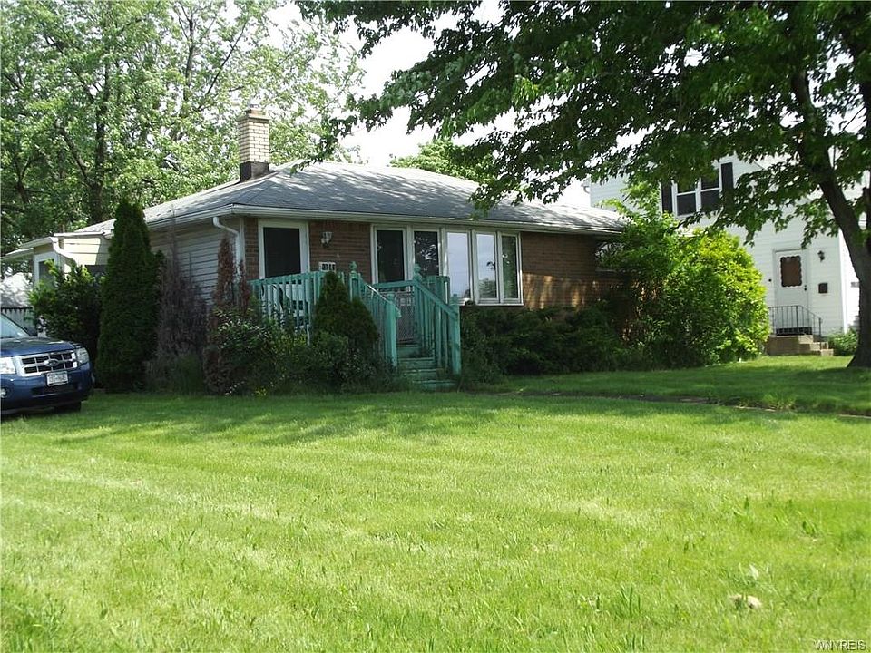 1st image of 1851 Colvin Blvd