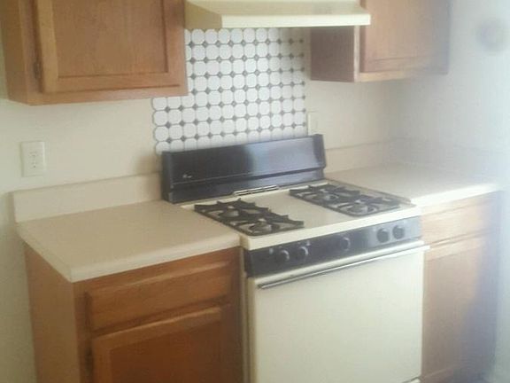 4th image of 2414 Old Dominion St