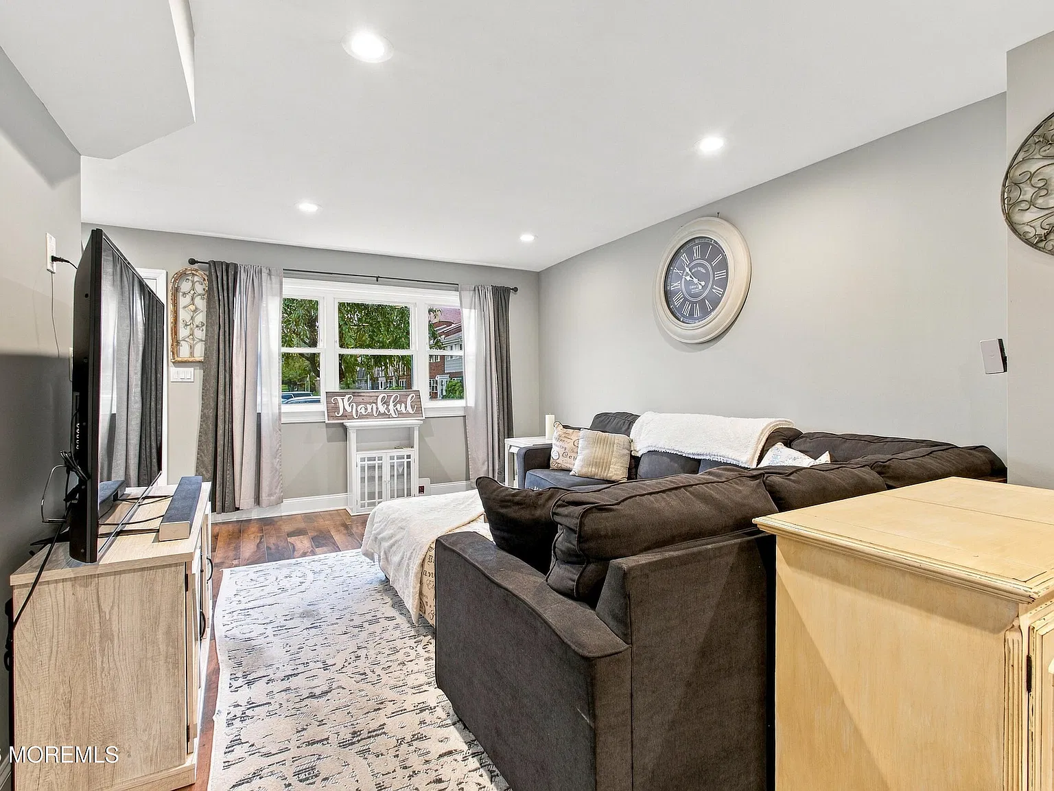 2 bed, 1.5 bath, 1120 sqft, $2,500 — Photo 3