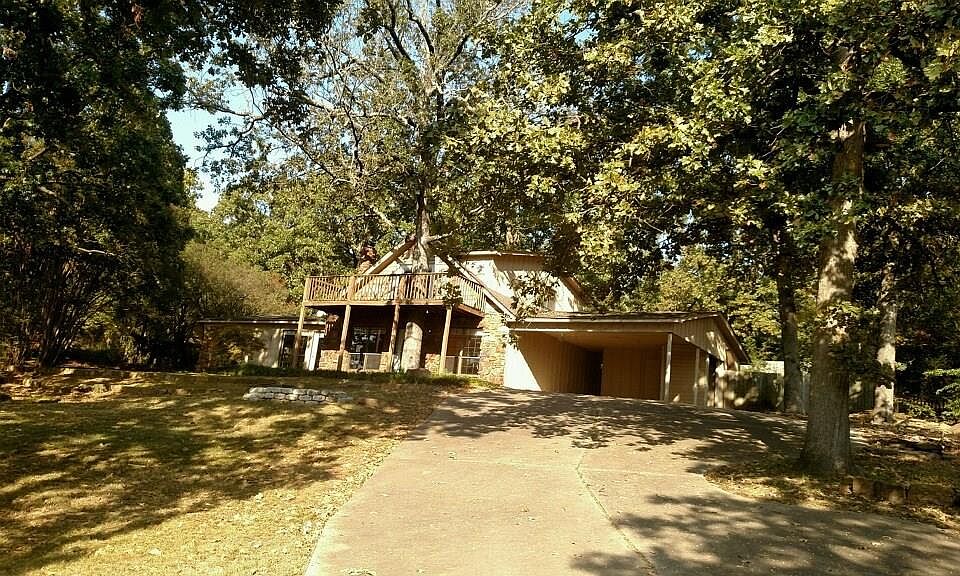 1st image of 7 Westward Cir