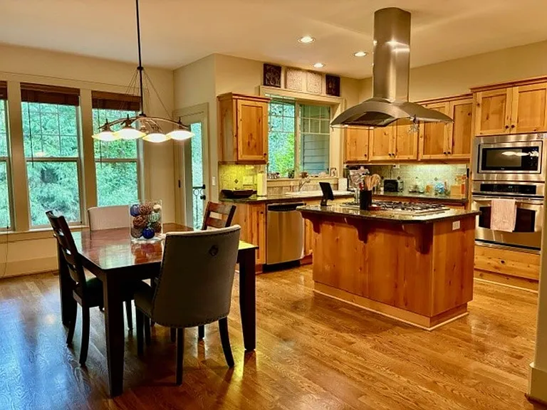 5075 W Sunset Dr — Photo 2