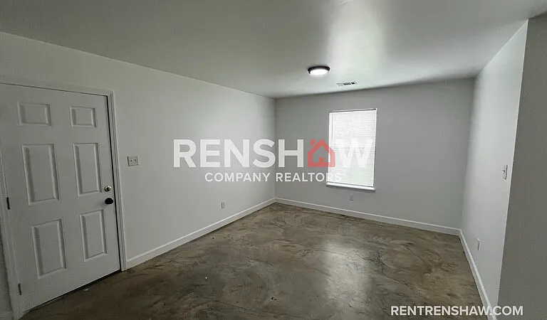 315 Glencoe Rd — Photo 3