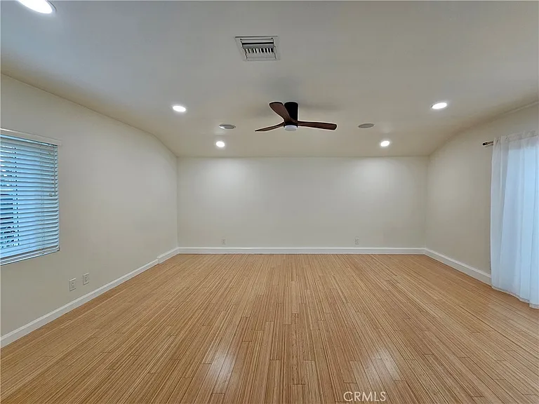4559 Don Pio Dr — Photo 11