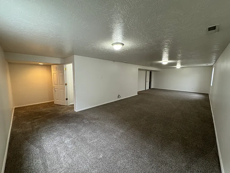 3486 Obryant St — Photo 11