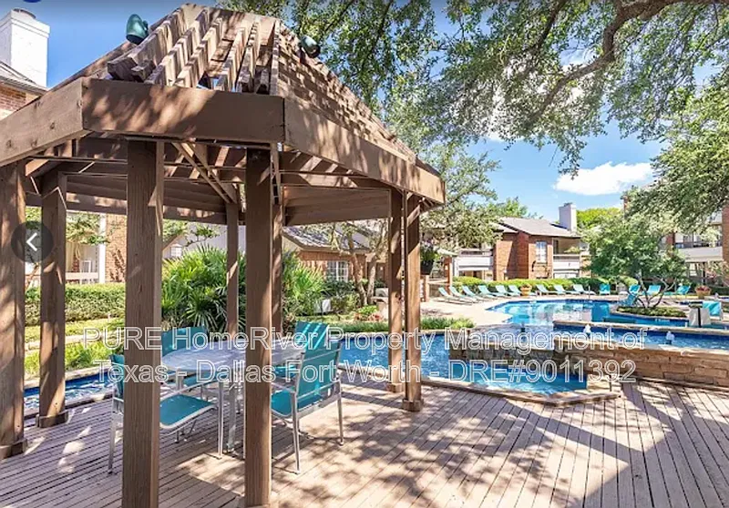 1 bed, 1.0 bath, 690 sqft, $1,050 — Photo 4